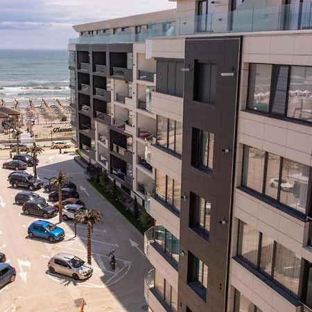 Luxury Studio - Maison 103 - Stefan Building Complex Apartment Navodari Exterior photo