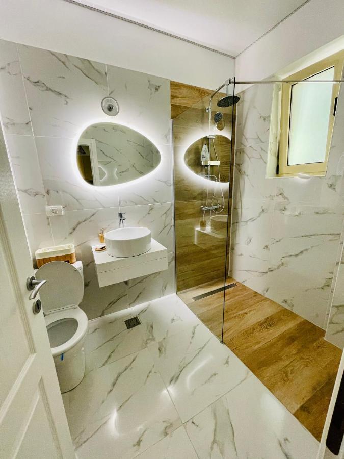 Luxury Studio - Maison 103 - Stefan Building Complex Apartment Navodari Exterior photo