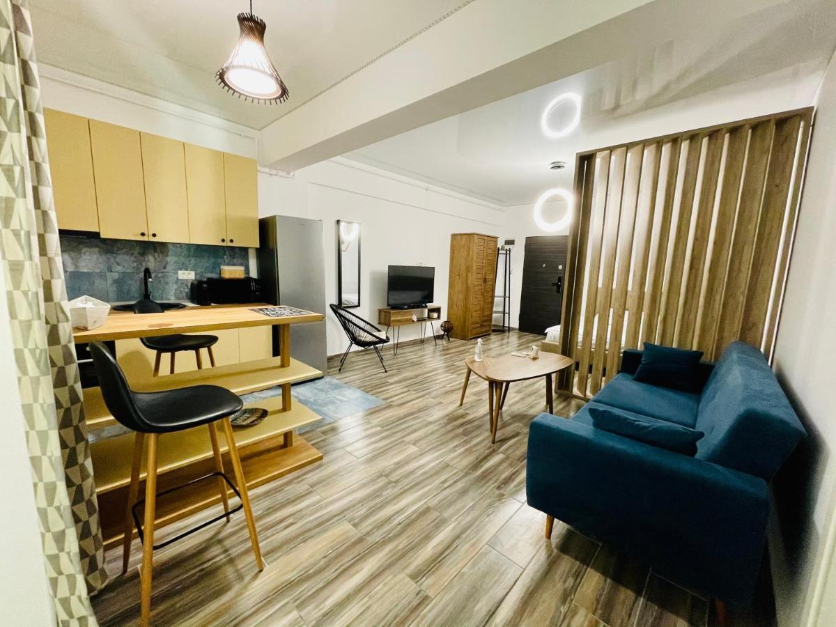 Luxury Studio - Maison 103 - Stefan Building Complex Apartment Navodari Exterior photo