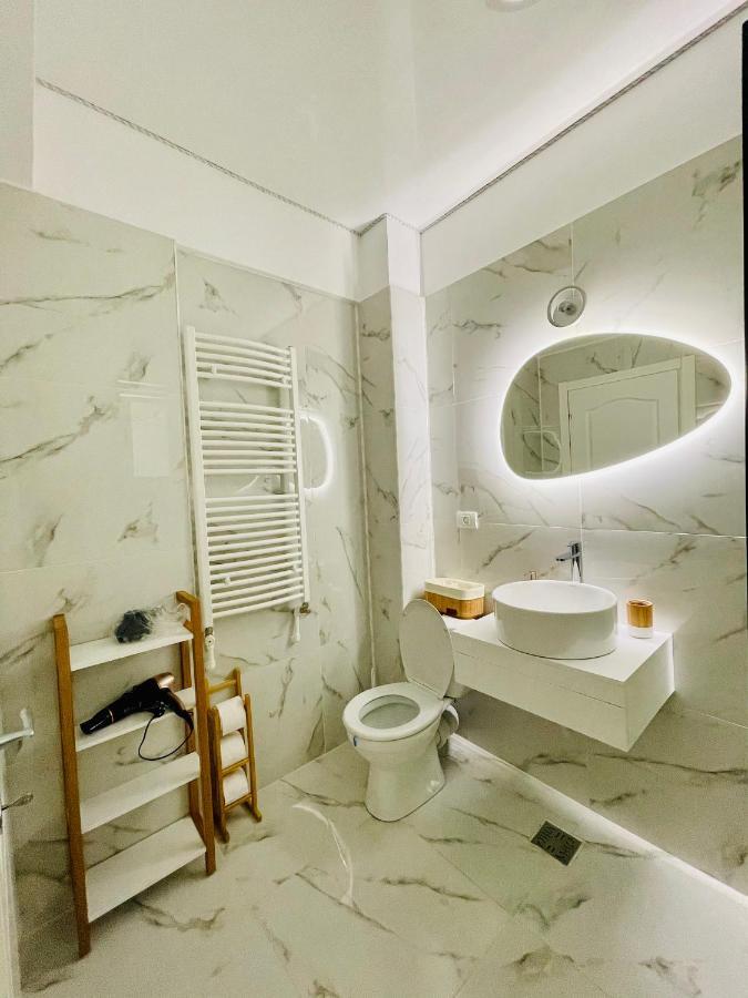 Luxury Studio - Maison 103 - Stefan Building Complex Apartment Navodari Exterior photo